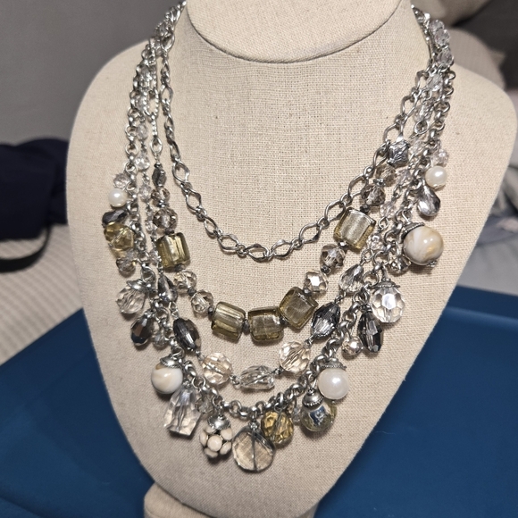 Vintage White House Black Market Beaded Necklace And Matching Bracelet Set - Picture 3 of 12